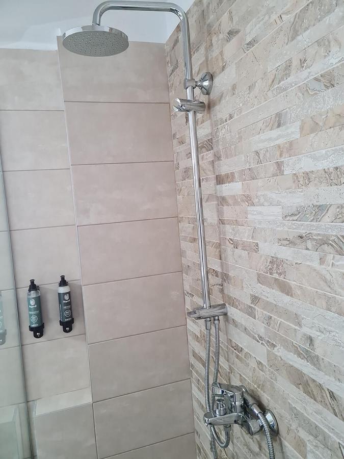 Comfy Urban Apartment Giannina Esterno foto